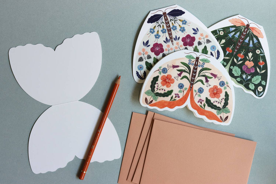 Floral Moth shaped card - Brown