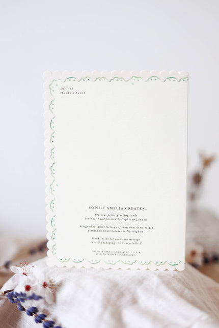 Love struck - scalloped edge card