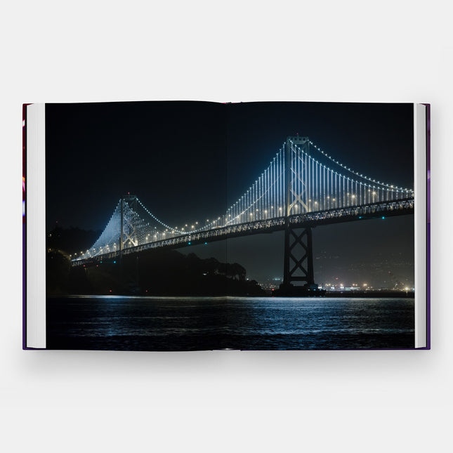 Leo Villareal: Coding Light