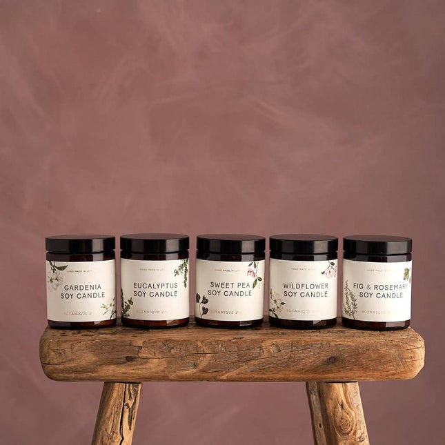 Hand-poured Sweet Pea scented Soy Candle