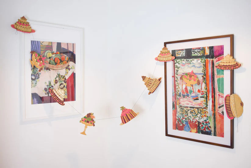 Banquet East End Press Garland